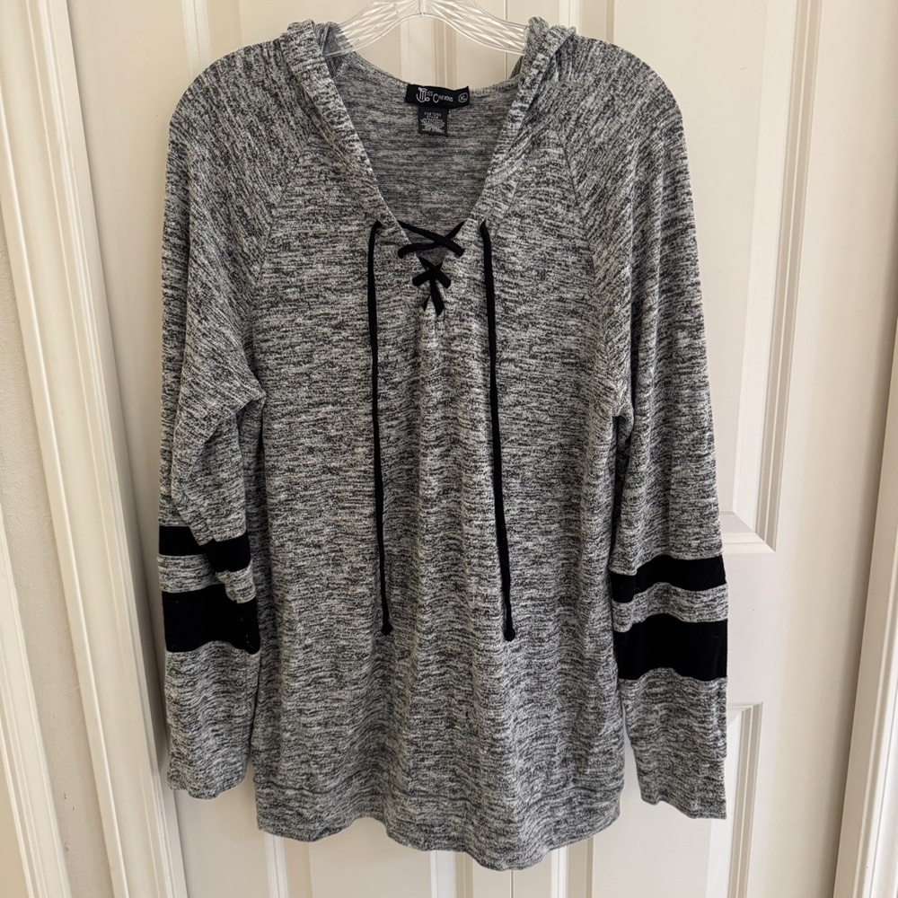 Women's XL Miss Chievous Hoodie Soft 1/4 Lace Up Hoodie Pullover Gray White